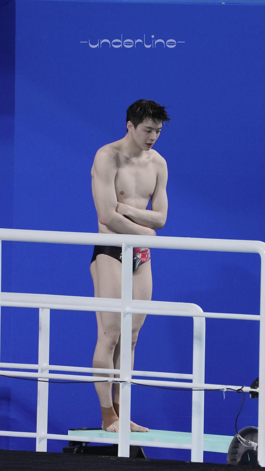 全运会男子跳水神仙打架aaaaa这个满屏腹肌[期待]！我们跳水运动员就是强劲实力