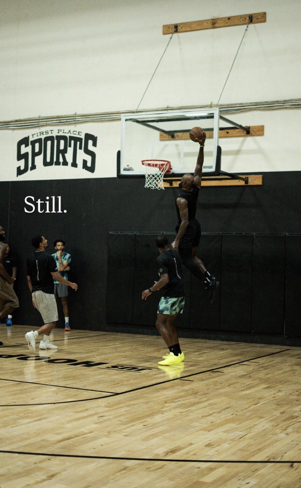 Its 2026 and LeBron is still catching lo