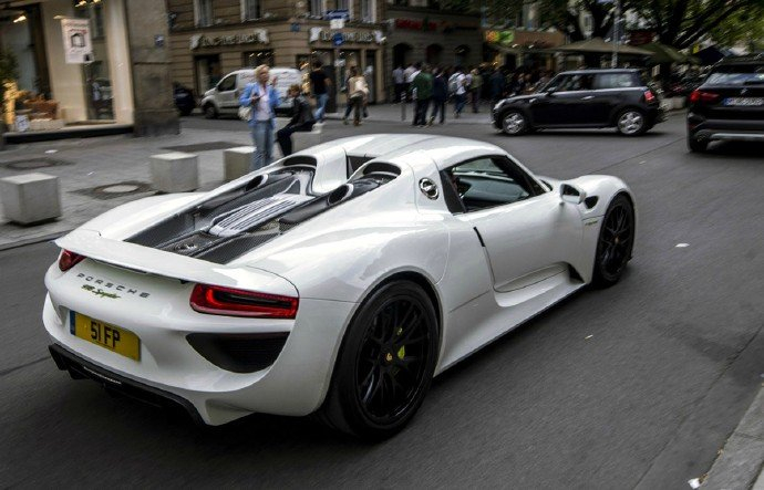 保时捷918 Spyder。 ​​​