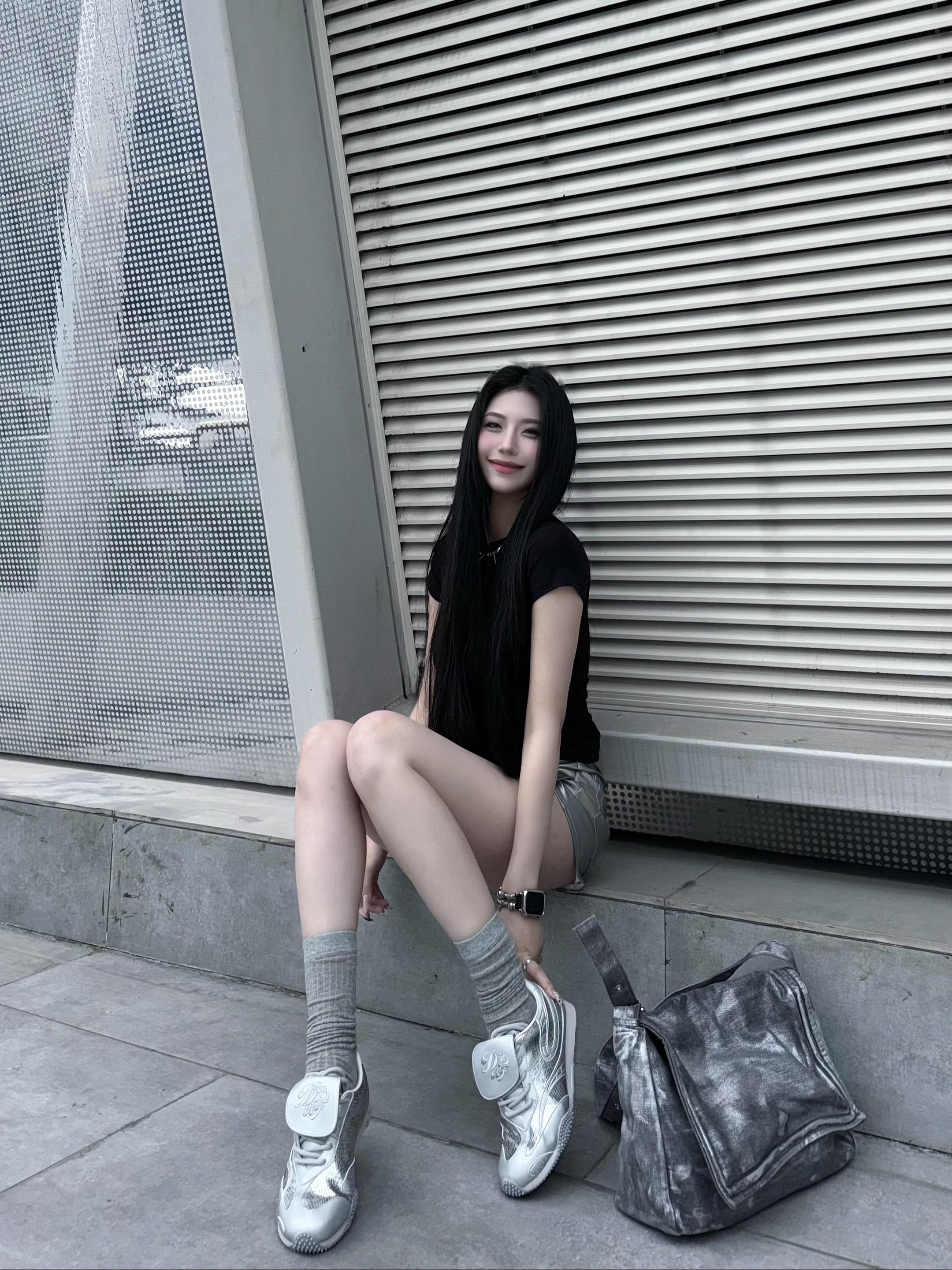 还记得我吗 放学把你的铠甲勇士书包踩在地上那个