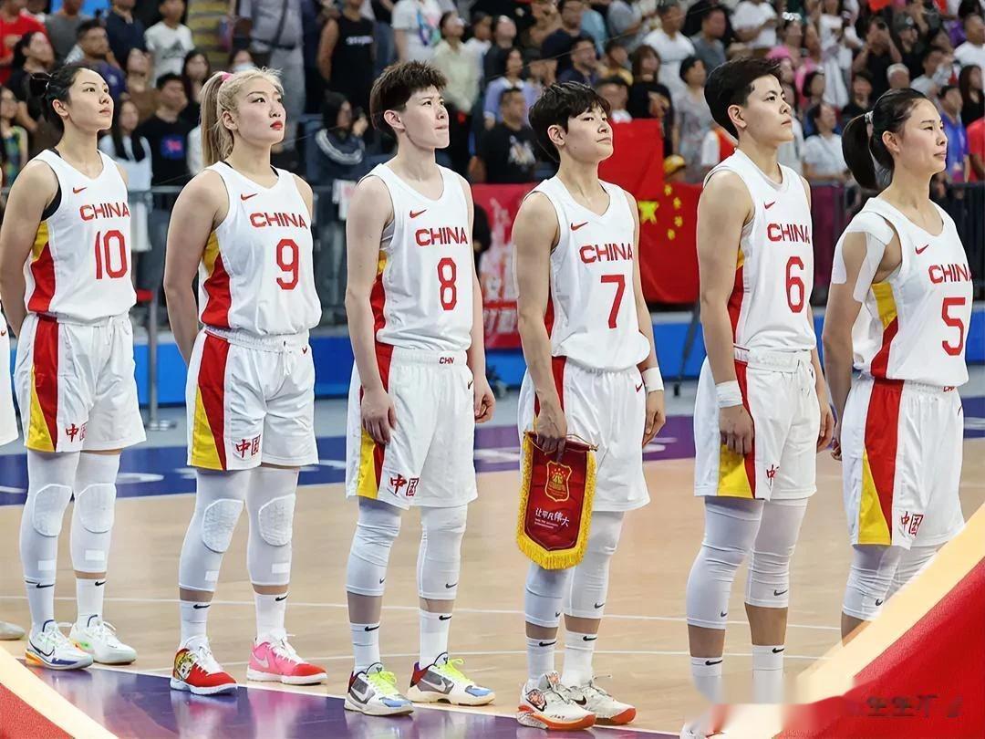 中国女篮杭州亚运会夺冠之路:
小组赛
中国101:46蒙古
中国101:52印度