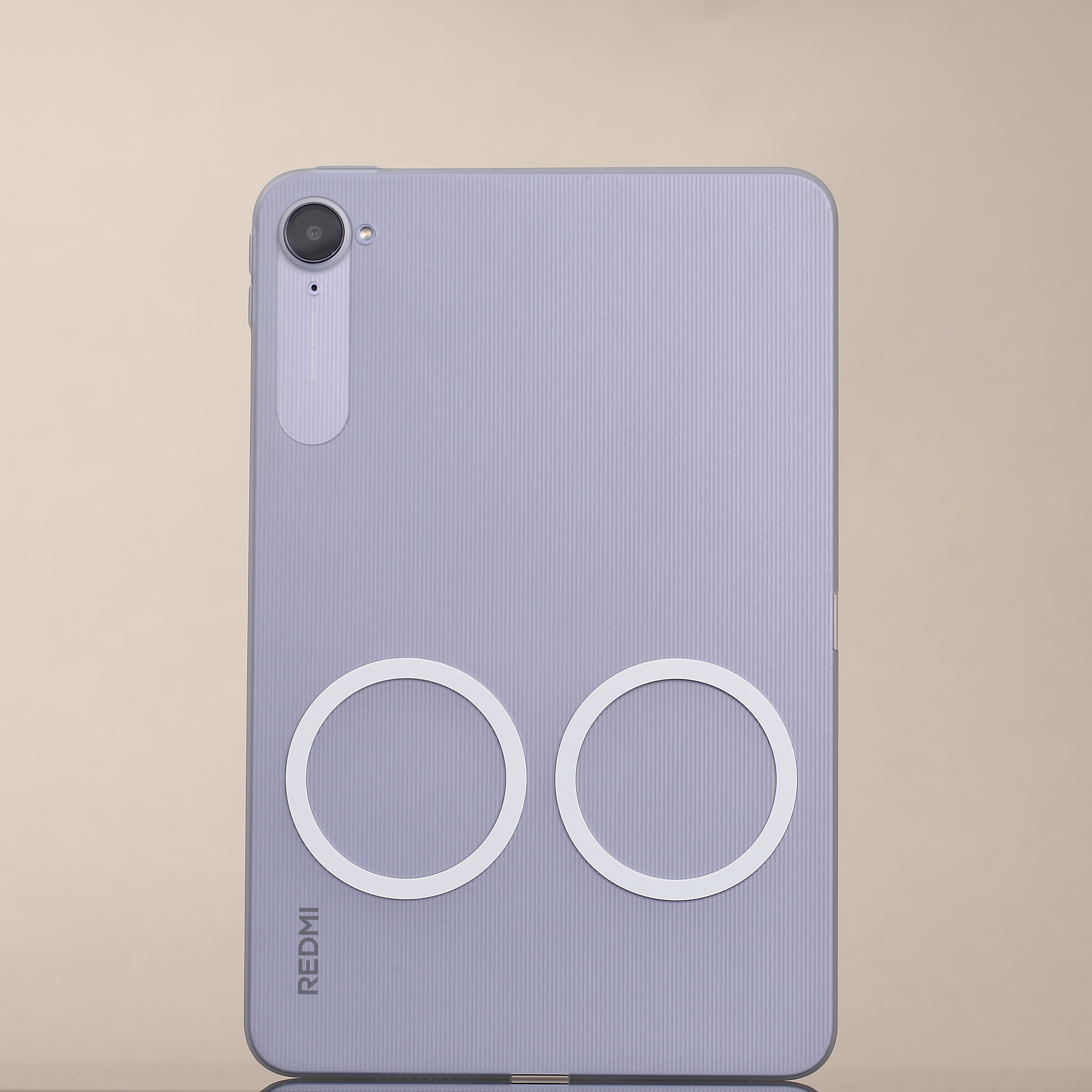 下一代 iPad mini 不知道牙膏会不会挤得狠一些，目前小平板确实比之前多了