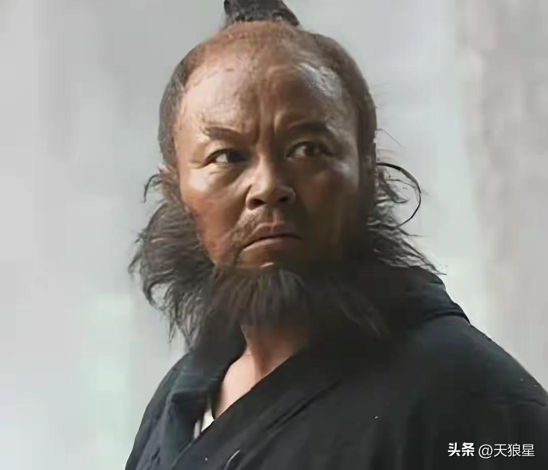 聊一聊《水浒》——李逵
李逵在《水浒传》中并非传统解读所说的"天真烂漫""忠义孝