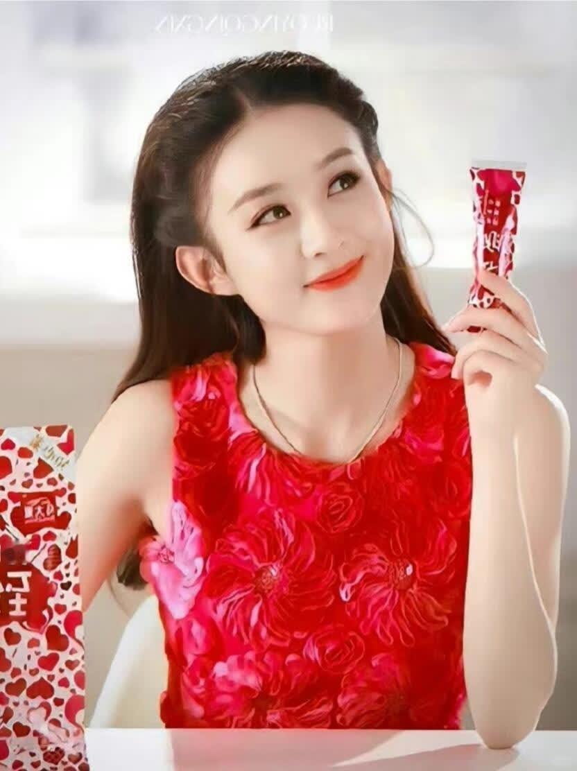 真的绝，都没有尴尬期的嘛 一直都美美哒 赵丽颖真的很爱天花板颜值明星头像神仙颜值