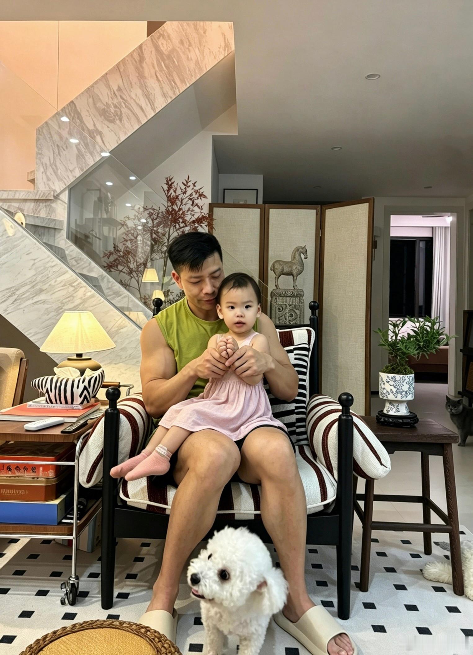 还是喜欢小孩子，但已经没有心力养育了。  ​​​