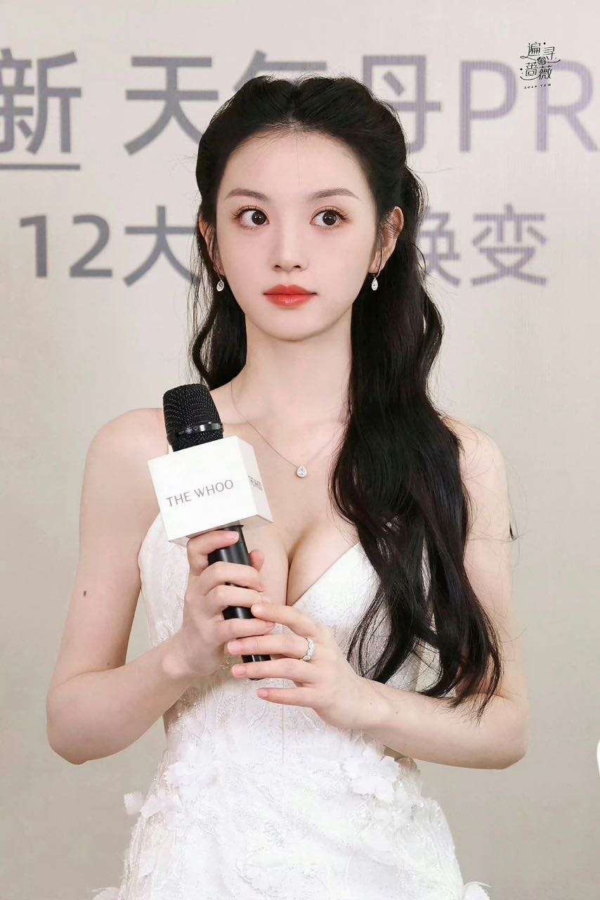 田曦薇[心][心]白天喝牛奶晚上吃巧克力 ​​​