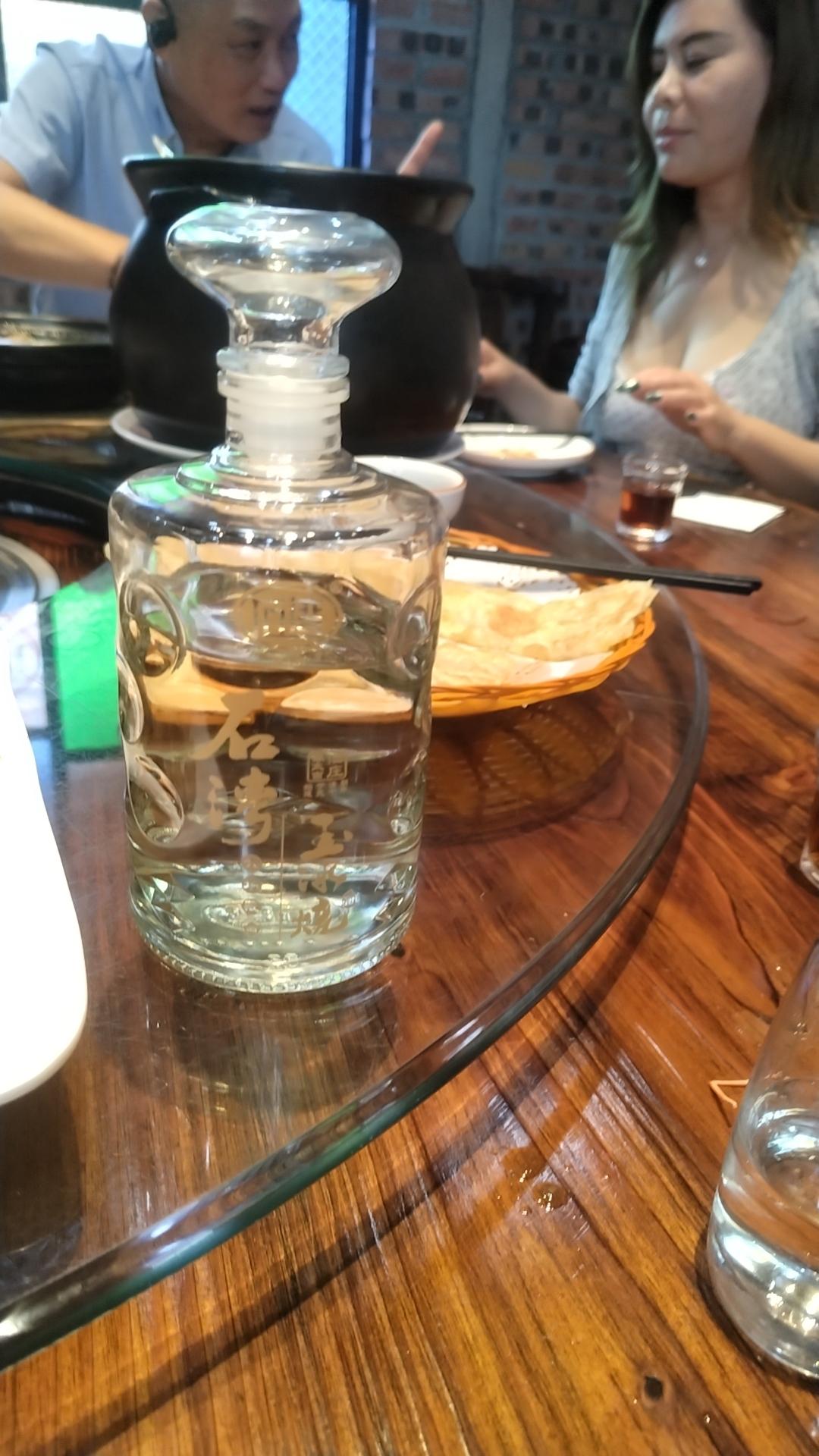 很多人第一反应都是房子、车子、更好的生活，可真把钱放一边，答案反而更扎心。
 