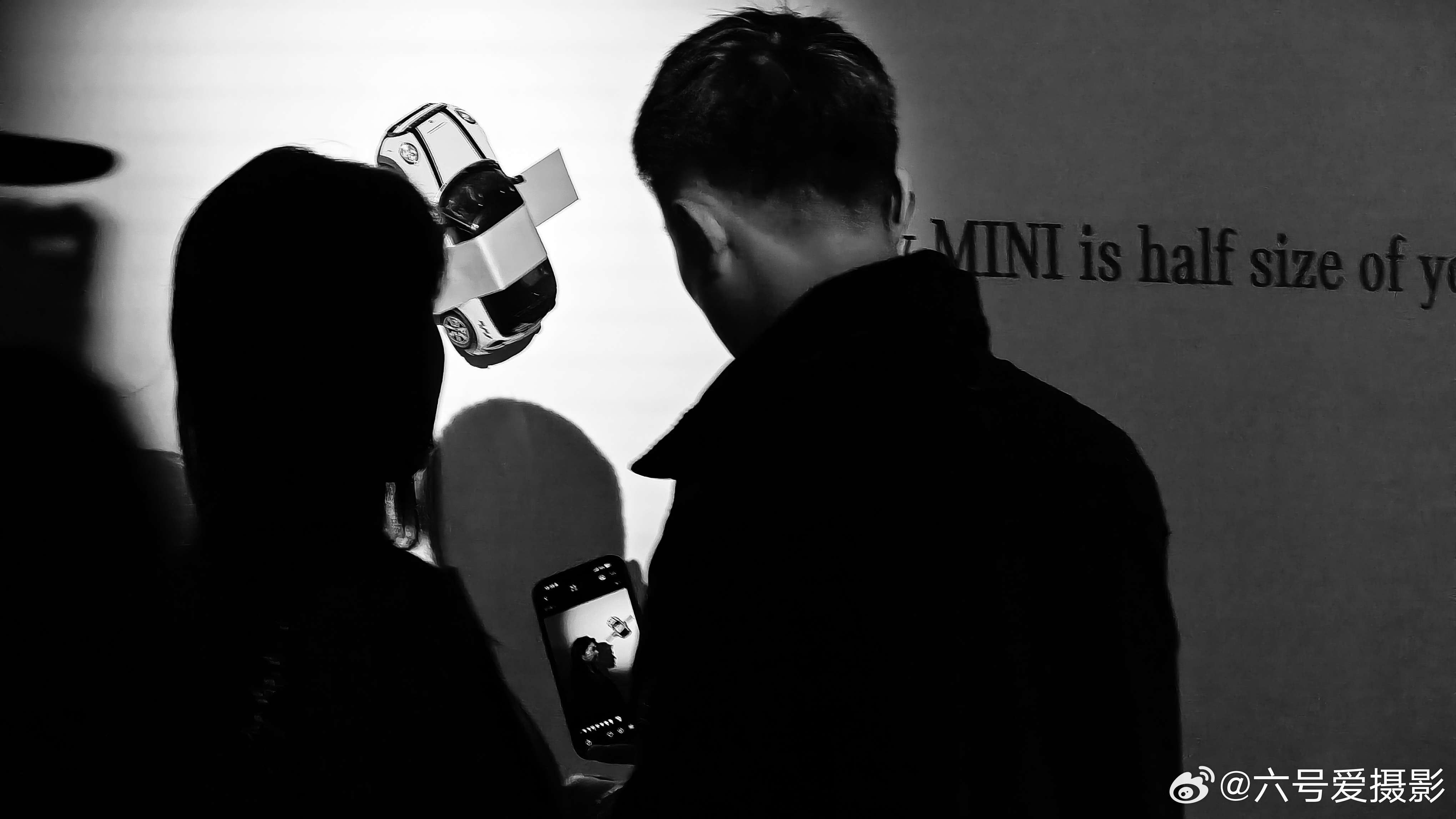 每一代MINI，都是对原创精神的致敬，也是对当下时代的回应；它是你穿在身上的衣服