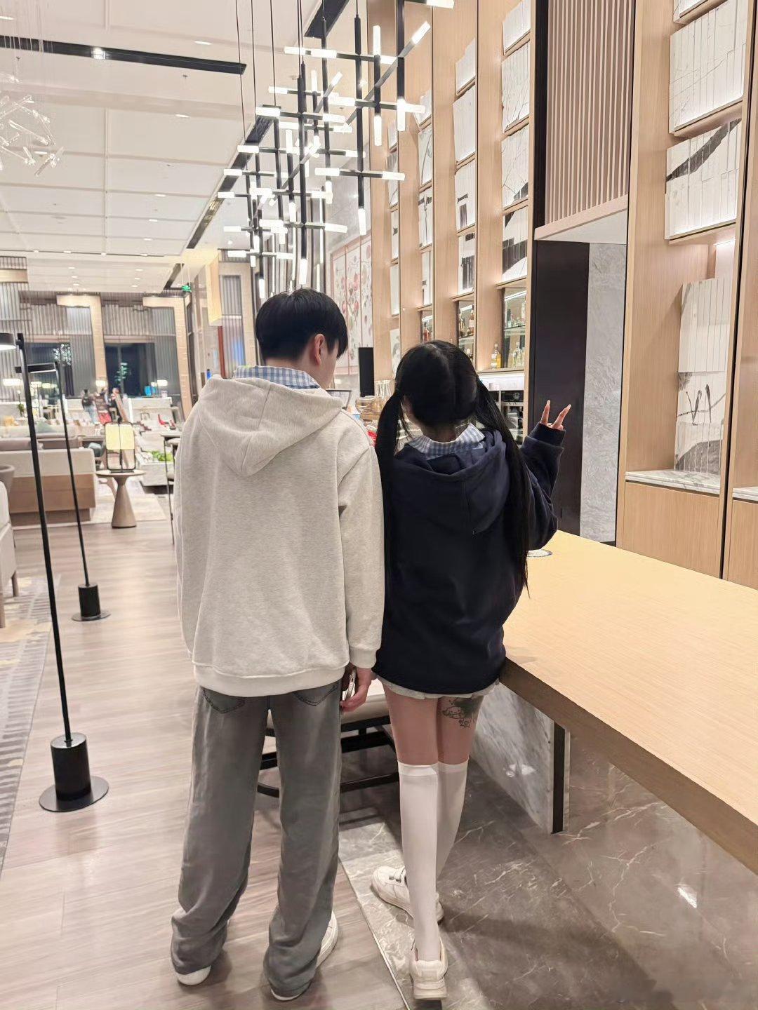 杨清柠王乐乐合体后分别王乐乐杨清柠合体后期待下次再见杨清柠王乐乐同框合体直播后短