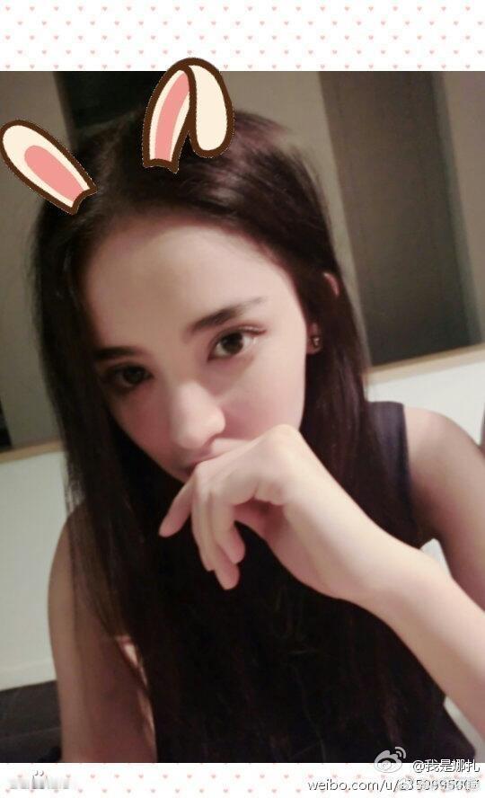 娜扎早期 经济上升期的美宝宝你就是一块小蛋糕♡你怎么可以这么萌啊( ˘ ³˘)♡