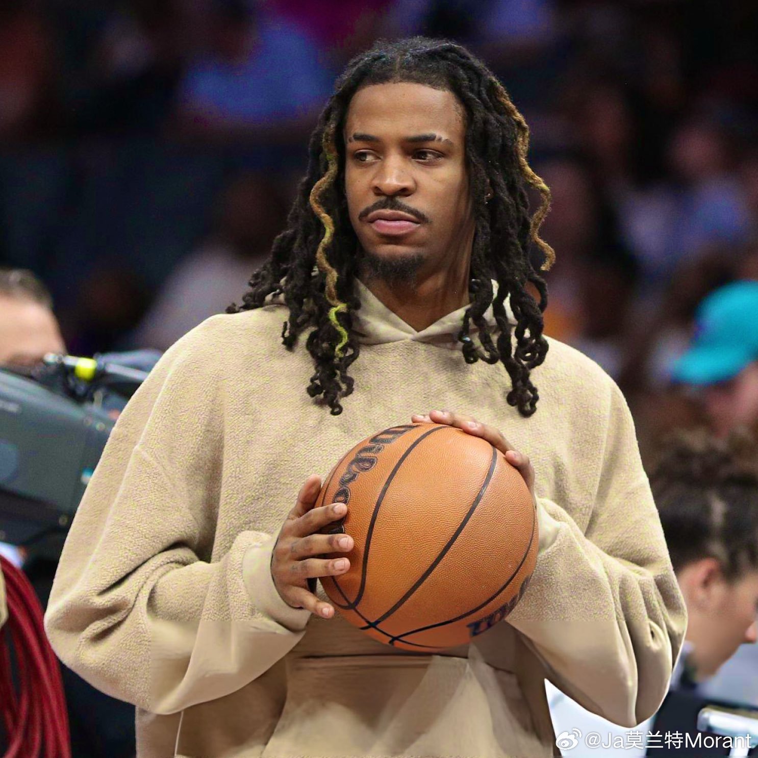 不让打早说啊！灰熊官宣莫兰特赛季报销：莫兰特左肘UCL扭伤仍在康复中。因持续不适