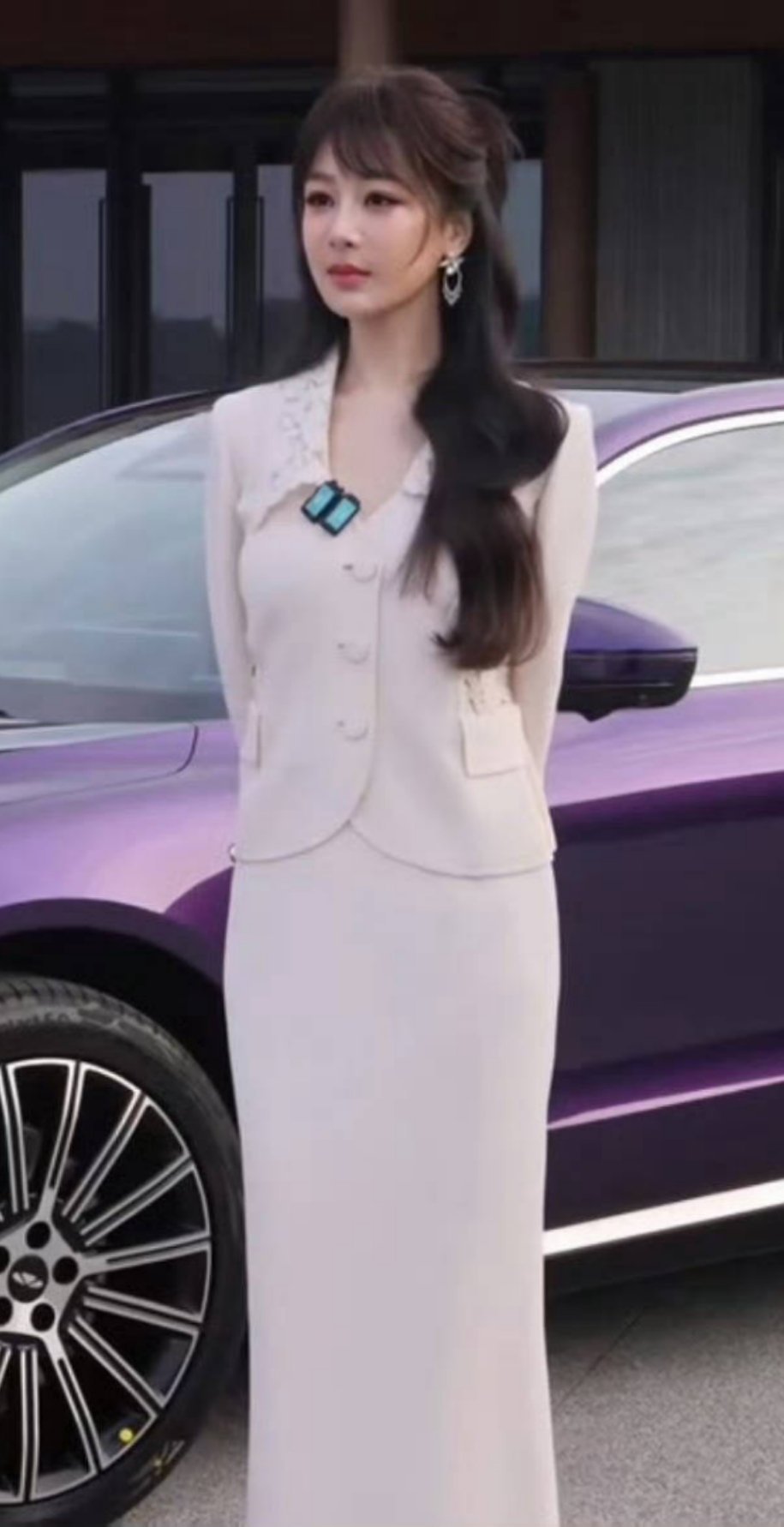 杨紫今日直播演绎Valentino 2005春夏高级定制