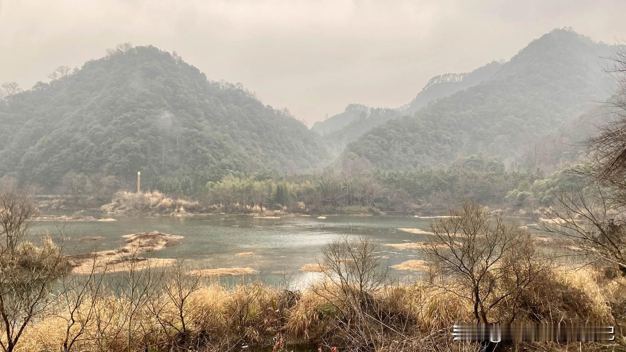 本以为逃离了南京的雨雪，未成想出发后的两天都是寒风瑟瑟、冬雨沥沥，实在有点影响了