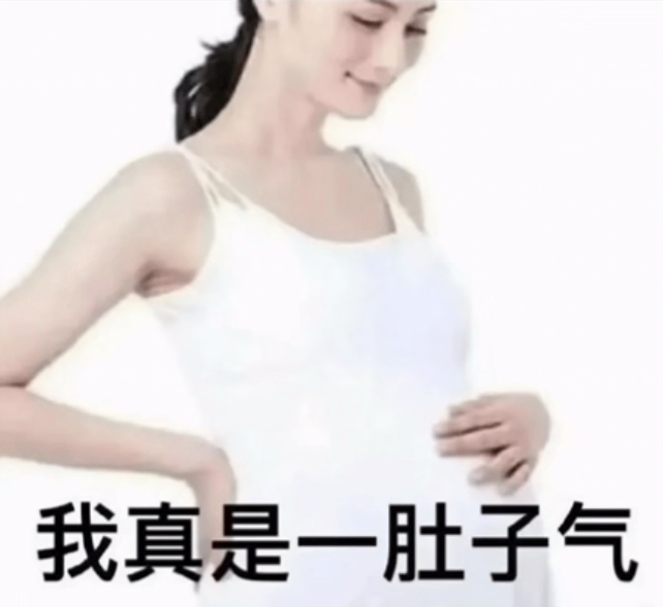 每个工作日都会坚持化妆  因为打工已经很累了  再素颜累丑会更崩溃  十分钟速妆