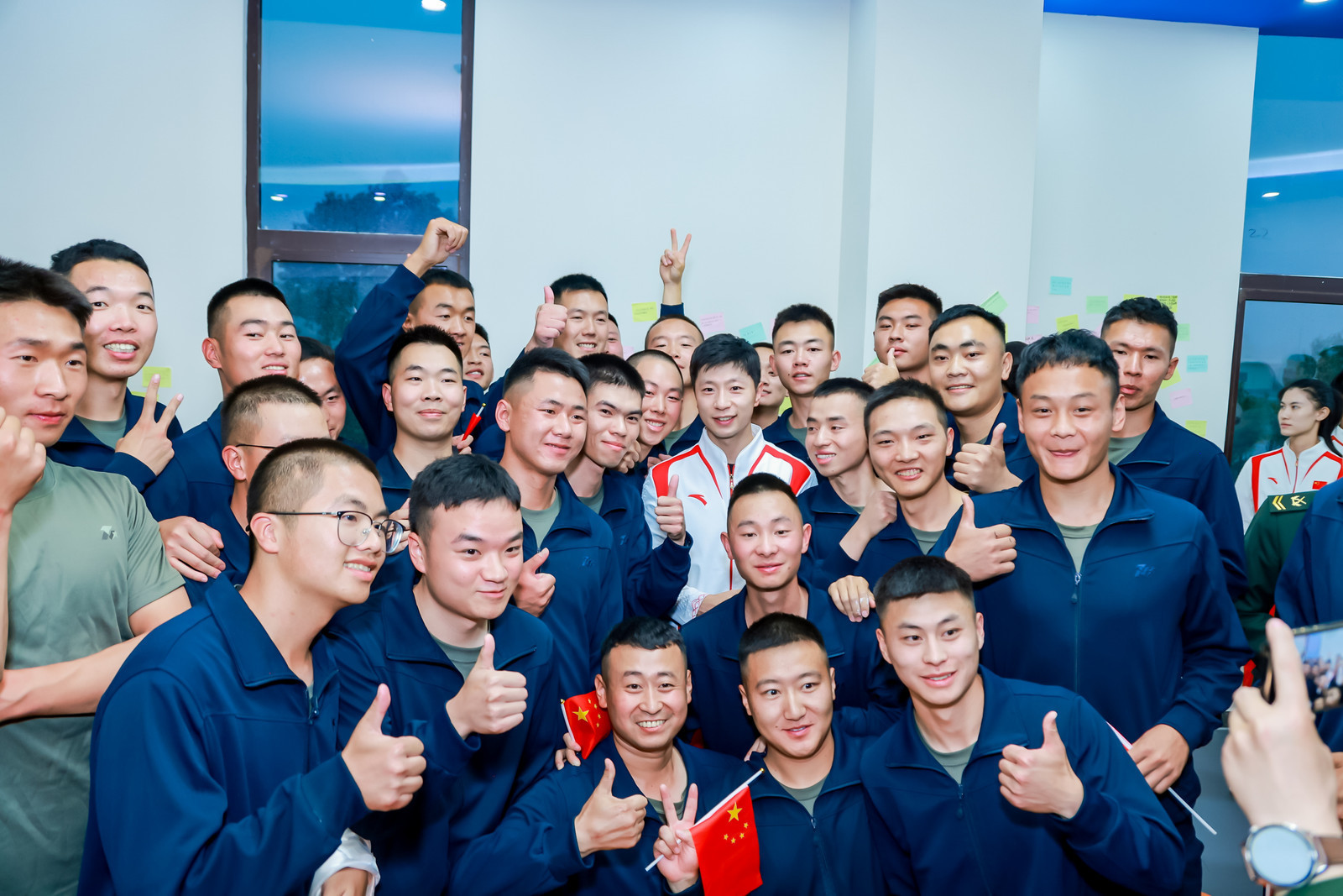 这不是中国兵乓是什么兵和乓 就说是不是吧 ​​​