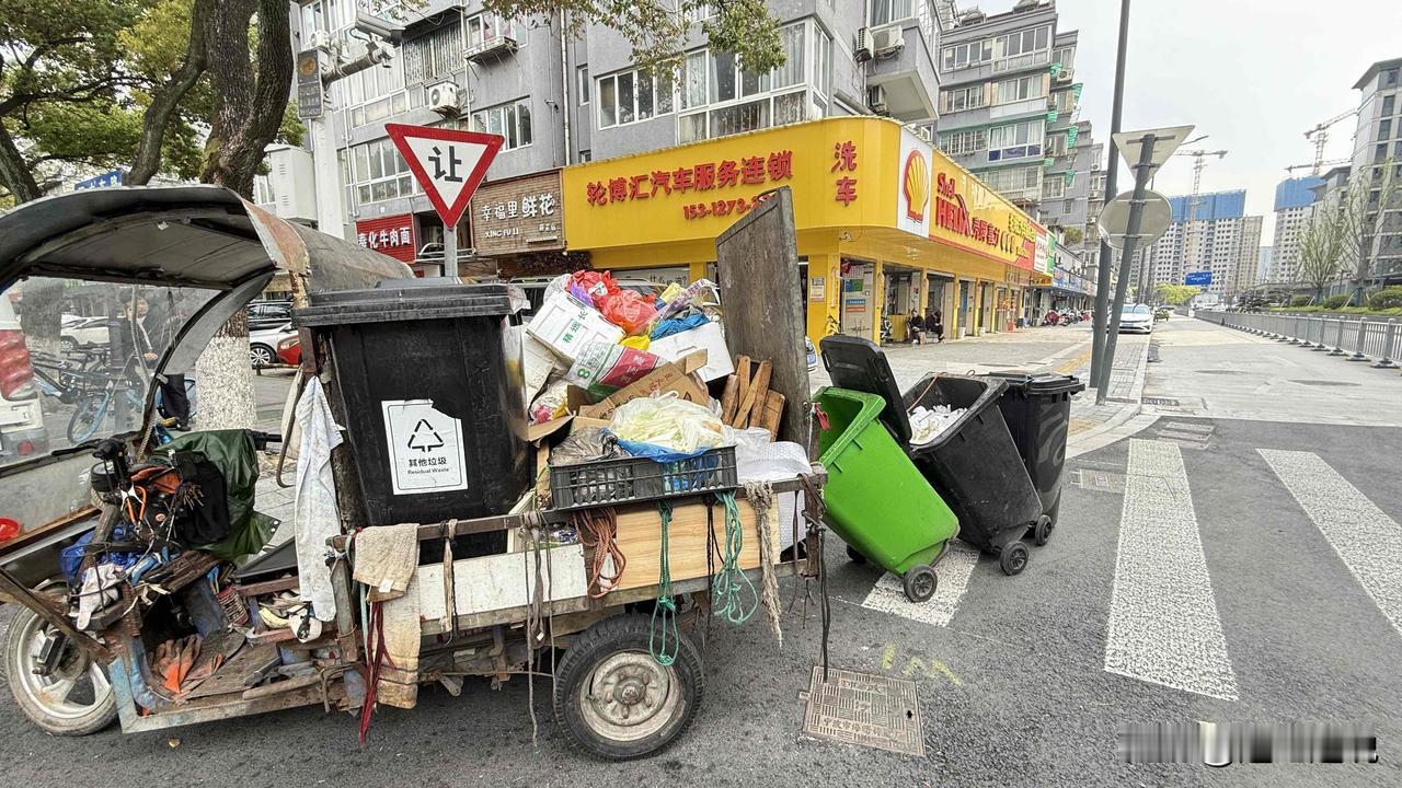 【什么时候，让你有一种万念俱灰的挫败感！】说到这个，我想起来一个。几年前，我们小