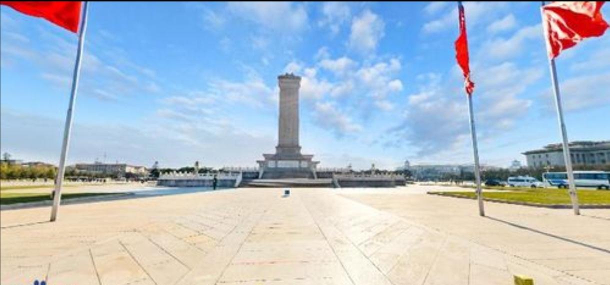 我们祭奠英雄，是因为他们是中国人民的大恩人。
    所以，凡是反对中国的中国“