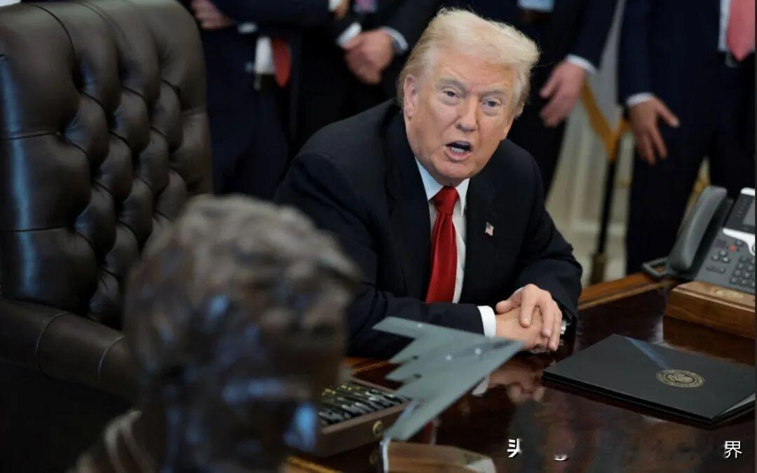 中美通电话之后，高市只有尴尬地沉默。当然高市在美国的要求下，也通了电话，但只有2