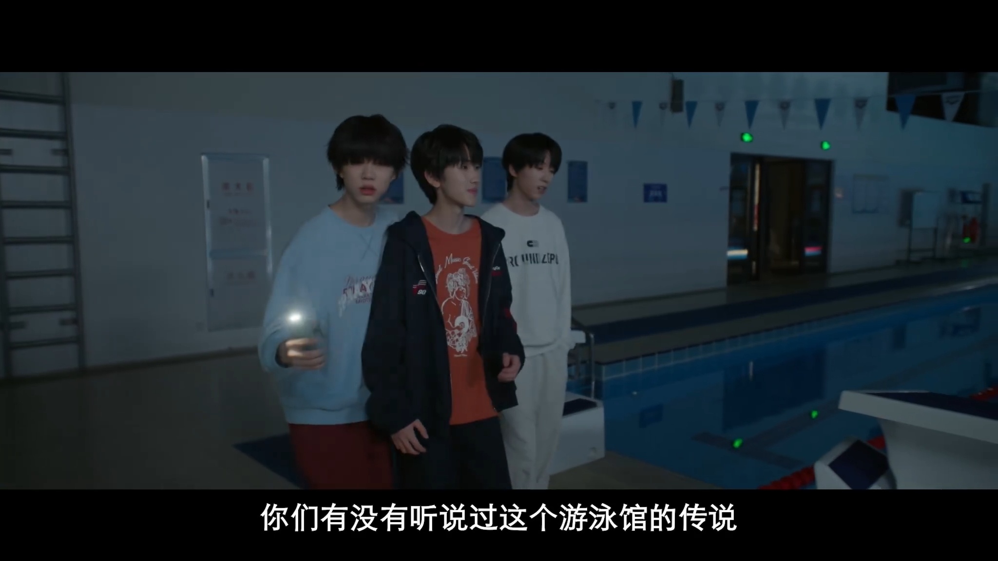 我们的少年时代2开播热度 12点准时开播！全网预约破138万，空降热搜断层领跑。