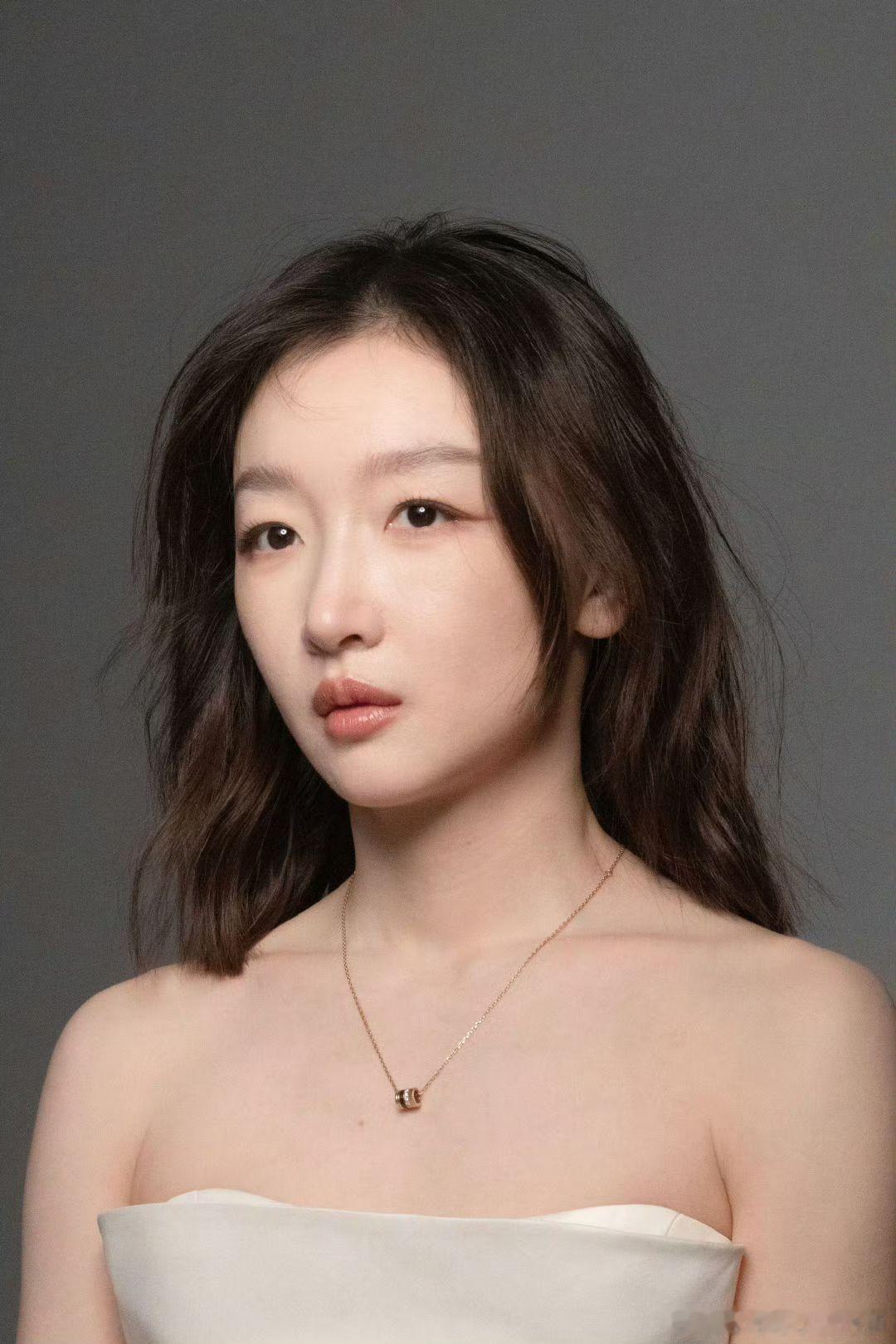 周冬雨喜欢不mean的男生周五晚高疯谁的八卦DNA动了！ 节目里强调不mean、