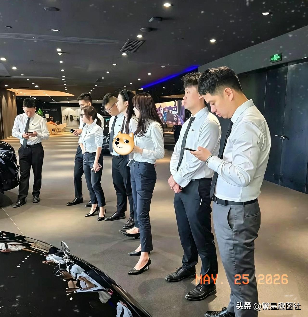 在穿衣打扮这件事上，女人就是比男人更具优势，展现出的美感远超男人。