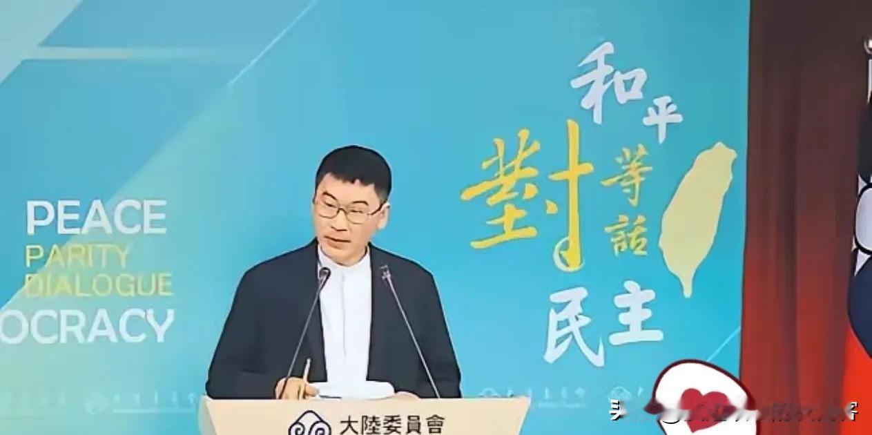 82.6%不支持“一国两制”？民调背后，两岸统一的核心从不是制度之争
 
12月