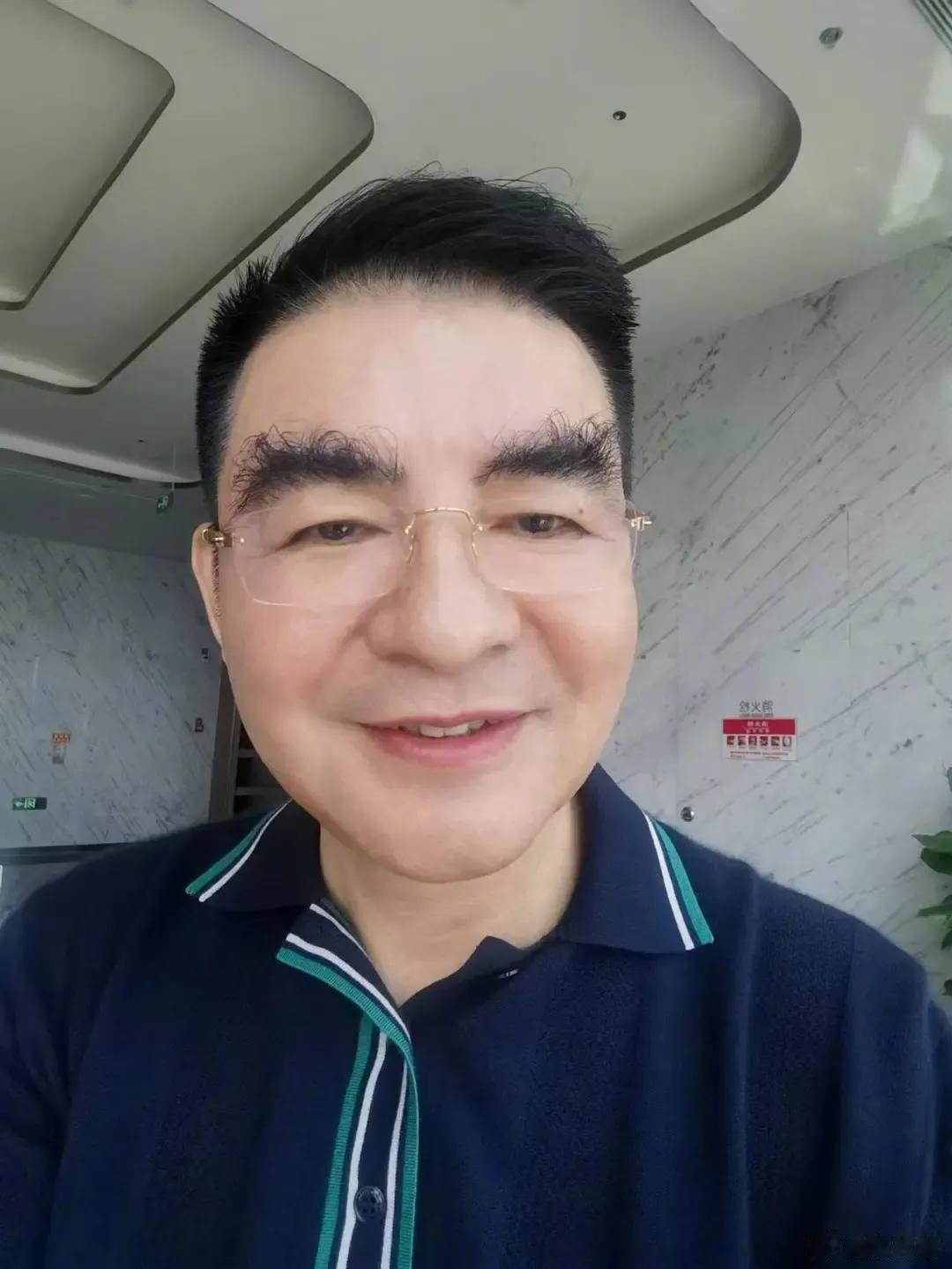 任泽平应该请陈光标代言产品，效果肯定杠杠的