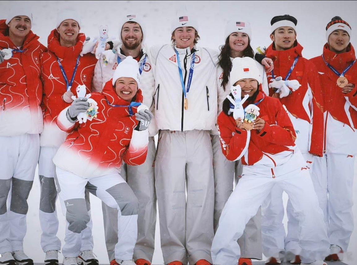 瑞士女选手仅得44.37分获得银牌姐们，你是最最纯纯躺赢