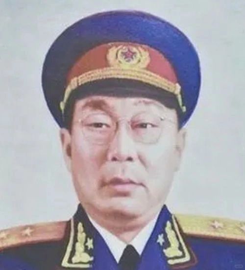 原武汉军区副司令员：李成芳将军