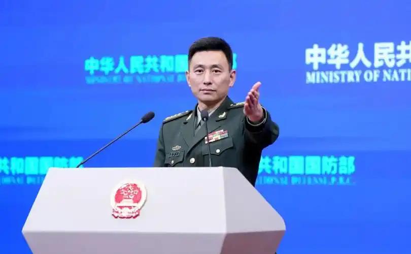 就在刚刚，
 
中国国防部发布严正声明，
 
2月28日，针对美国近期多次指责中