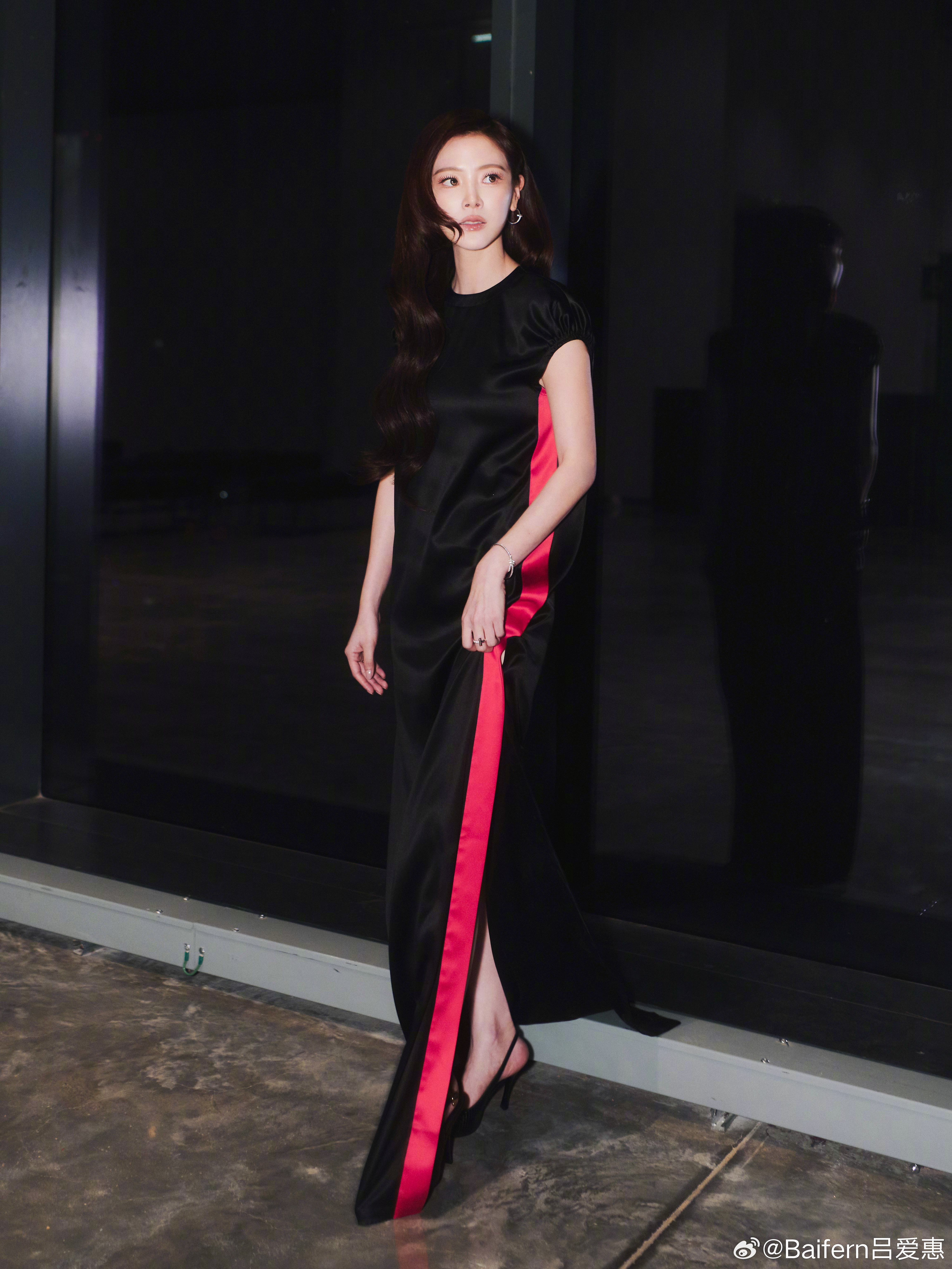吕爱惠❤️🖤 