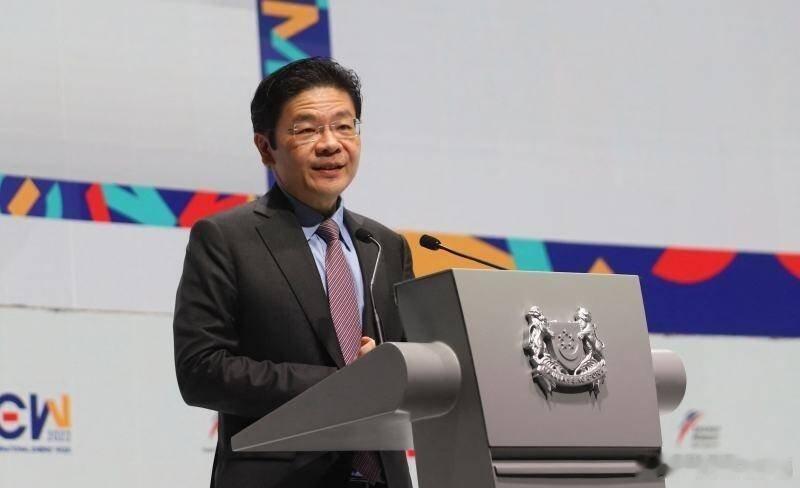 凤凰新闻【黄循财公开倒向日本，这一招直接引爆了东南亚舆论场！】很多人以为这只是新