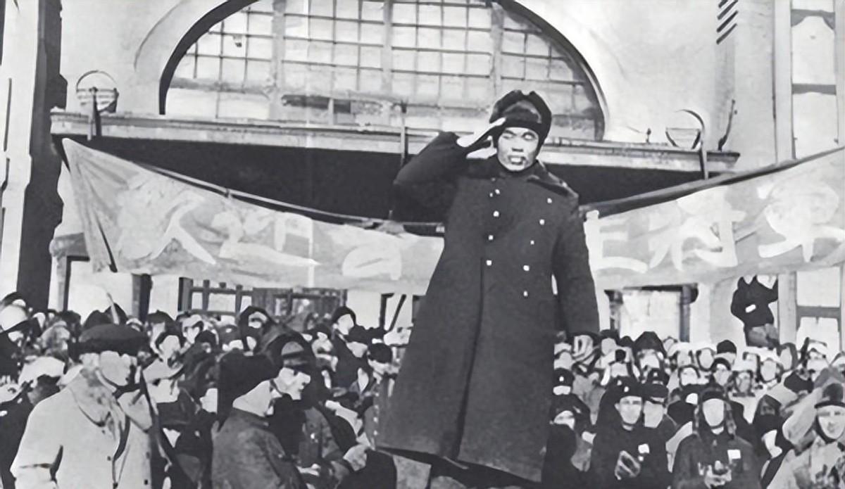 1941年曾泽生自朝鲜归来后见过毛主席，为何叮嘱妻子必须离开北京，这背后有何原因