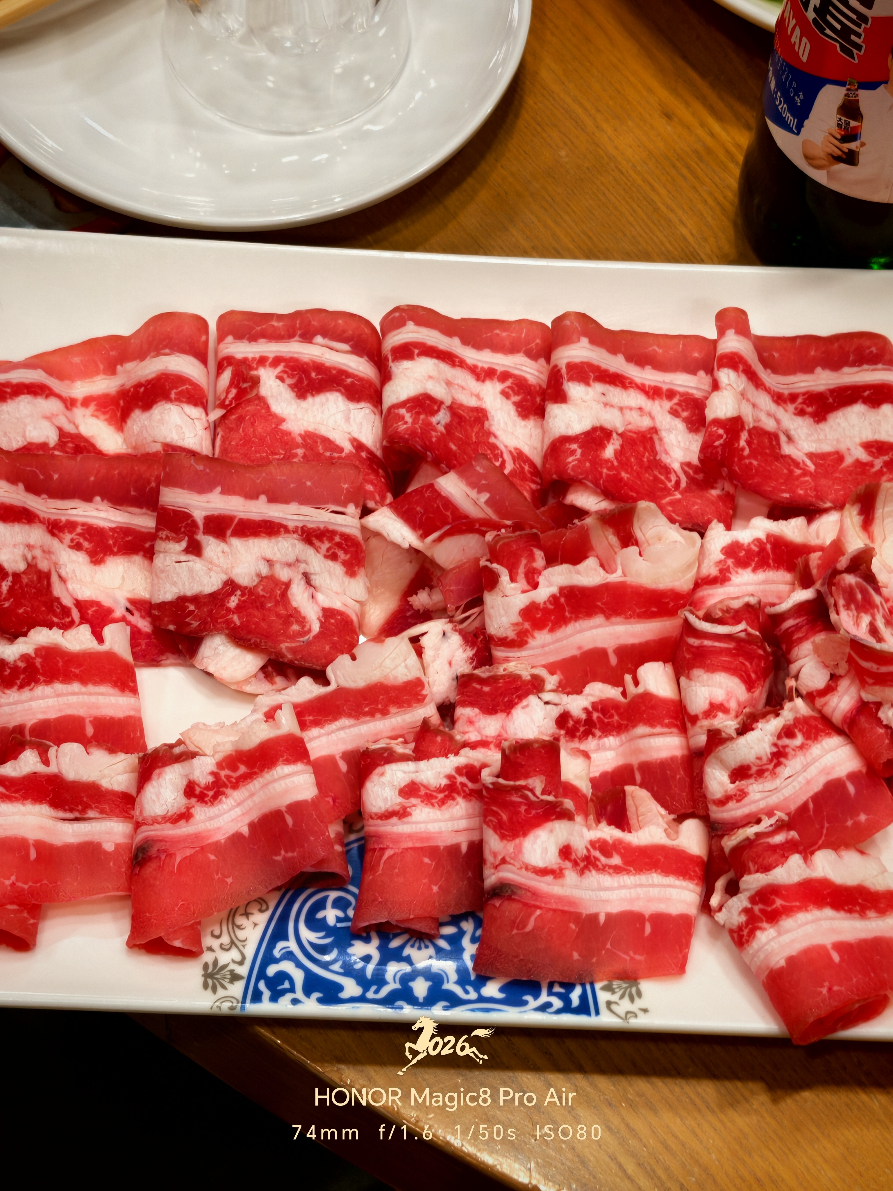 长春清水火锅两大扛把子之一楼外楼竟然敢承诺不是呼伦贝尔当年的羊肉，就赔偿10万，