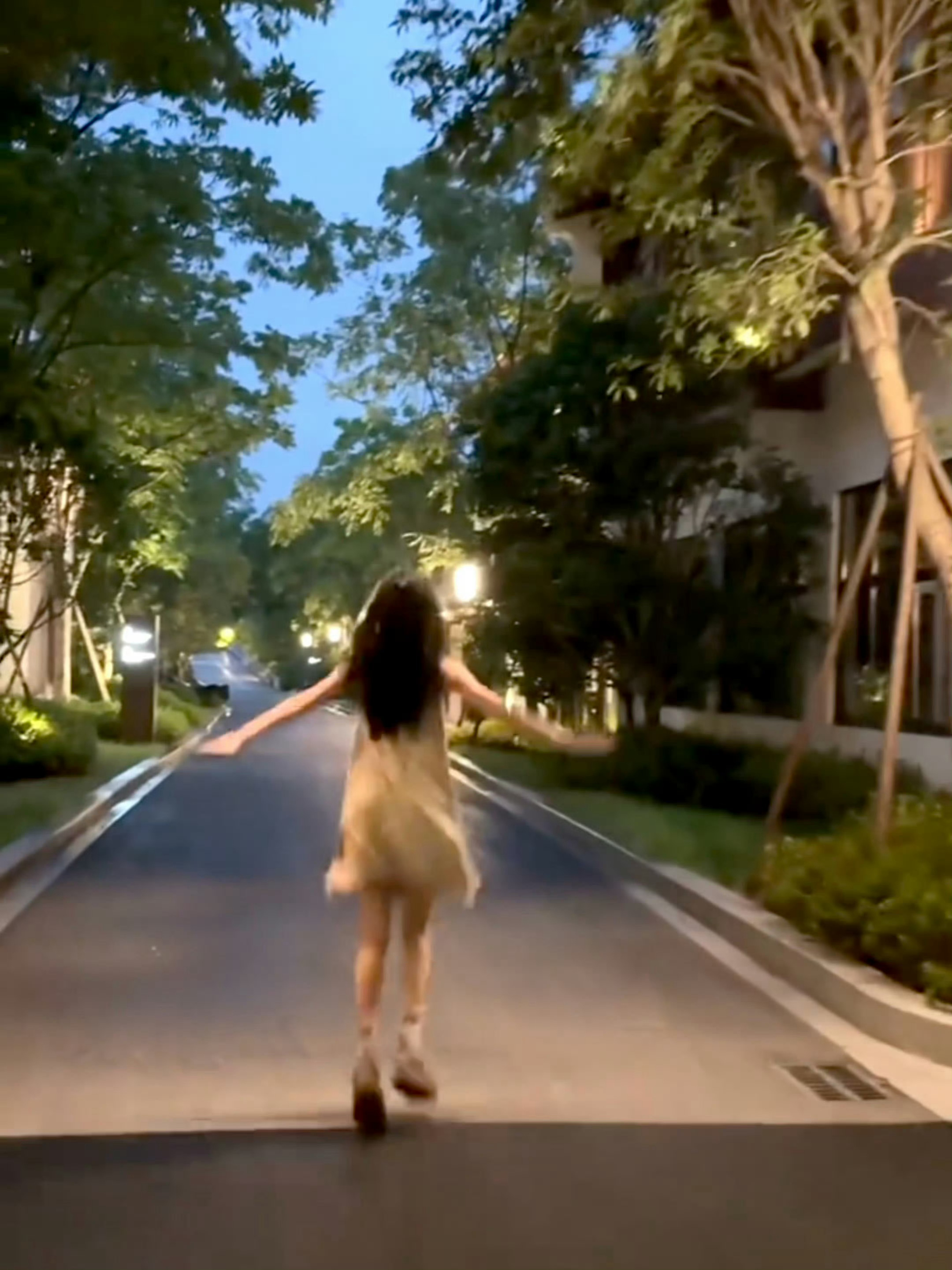 超级活跃的鞠婧祎 ​​​