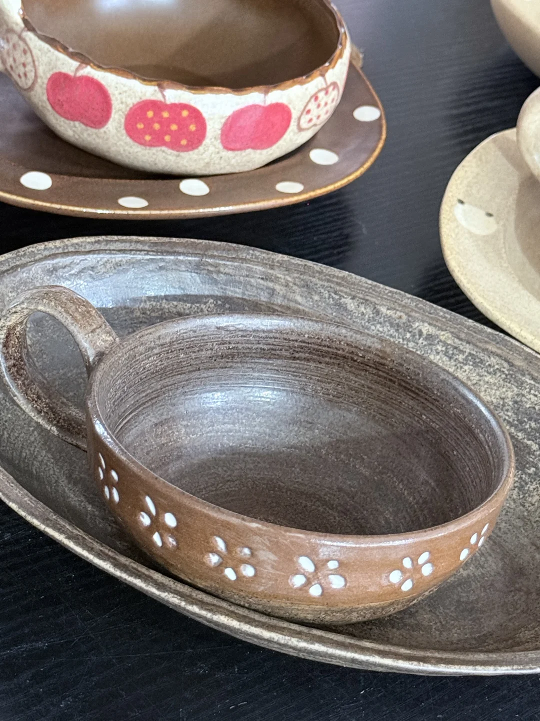 复古粗陶手作餐具｜把侘寂氛围感端上餐桌