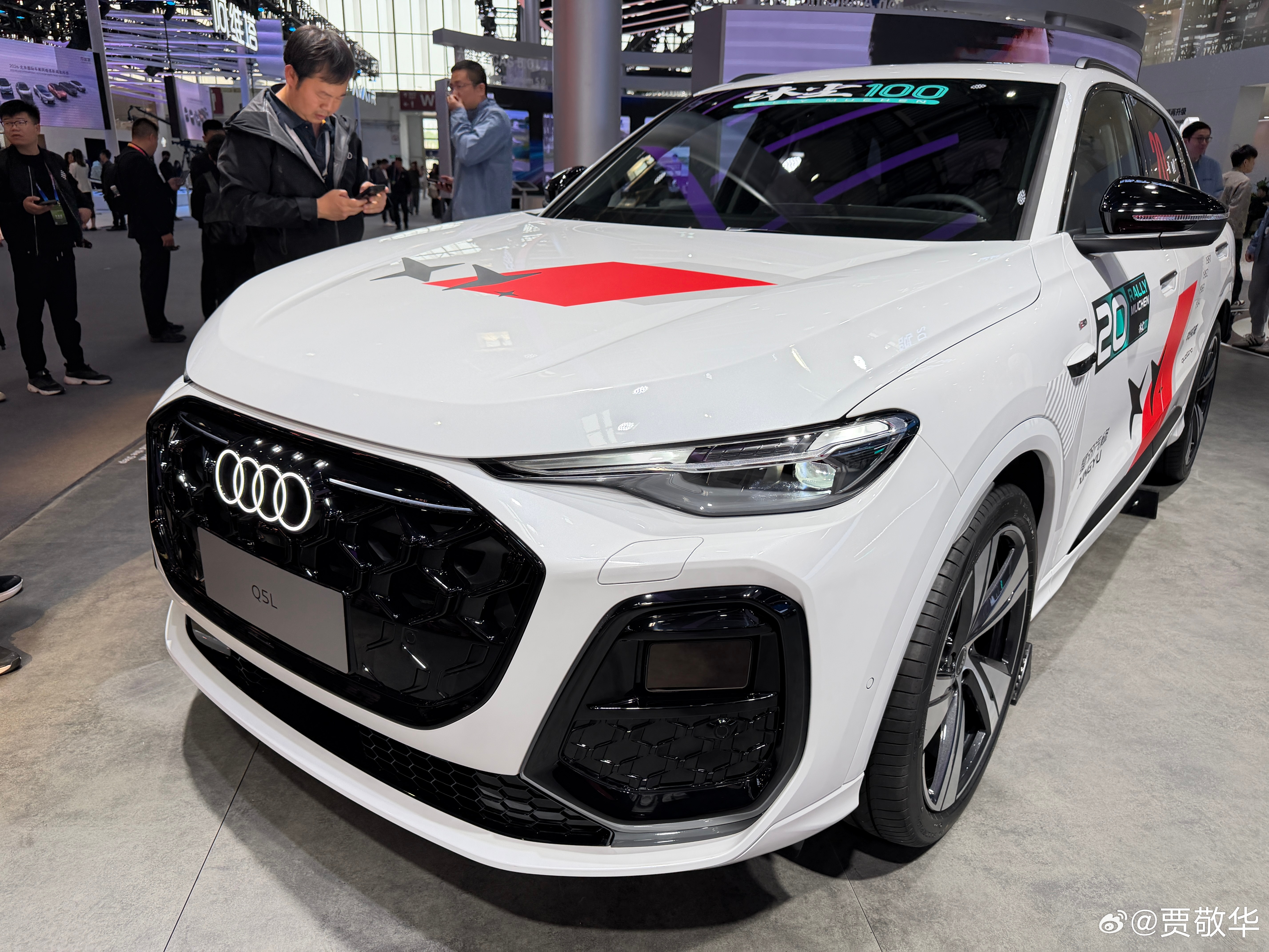 #奥迪Q5L全系上线华为乾崑智驾#在过去的很多年里，燃油车的辅助驾驶都比较难用，