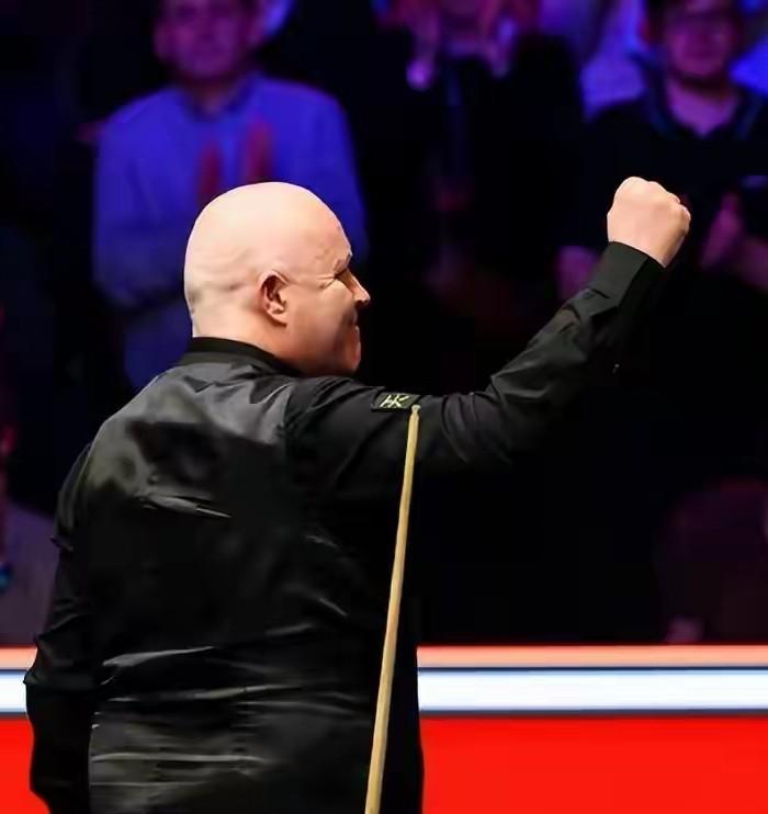 北京时间1月16日凌晨，2026斯诺克大师赛展开一场1/4决赛的较量。

当赵心