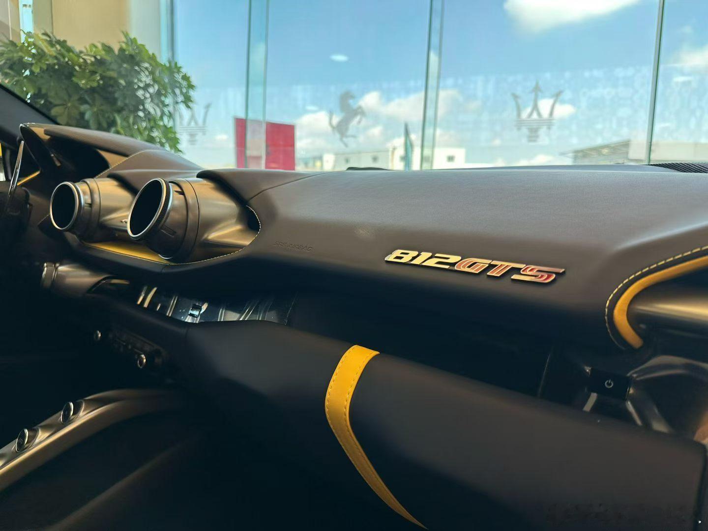 法拉利 812GTS，不一样的配色与配置 