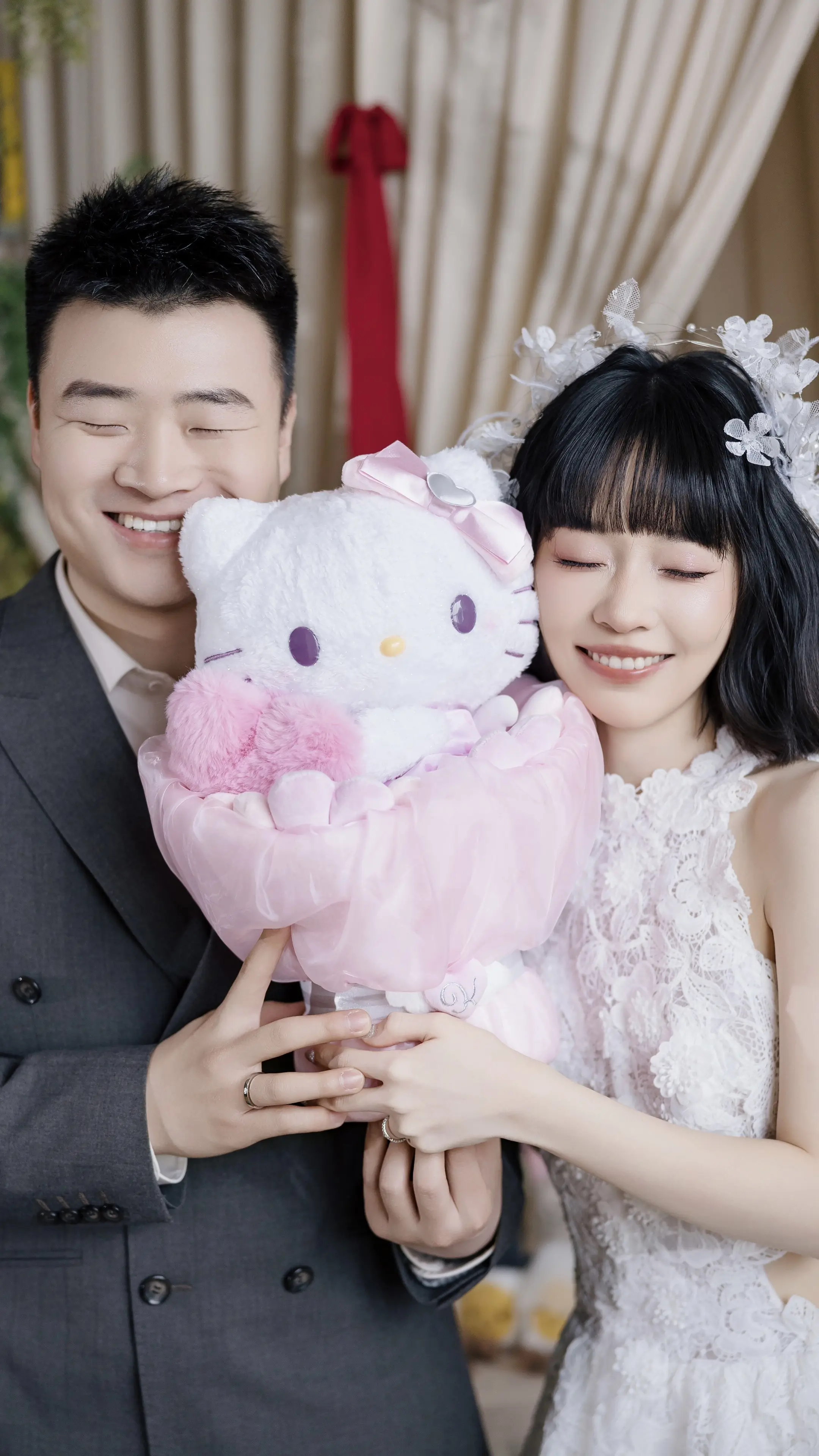 最好的 都在身边 .订婚那天全场最佳npc ……. hello Kitty🤔