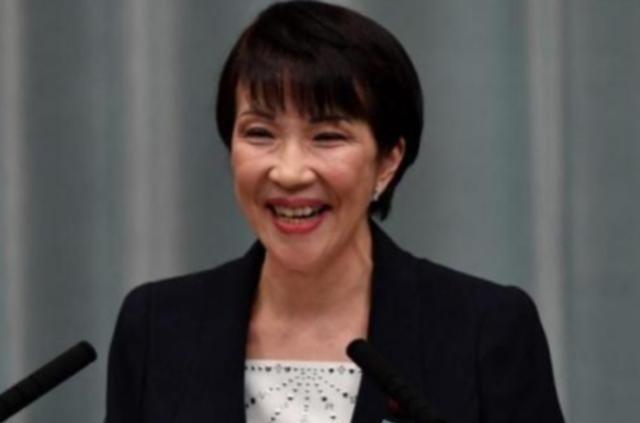 中俄联手都镇不住高市早苗，知名学者判断：中日一个月之内或有空战。说白了，当前的东