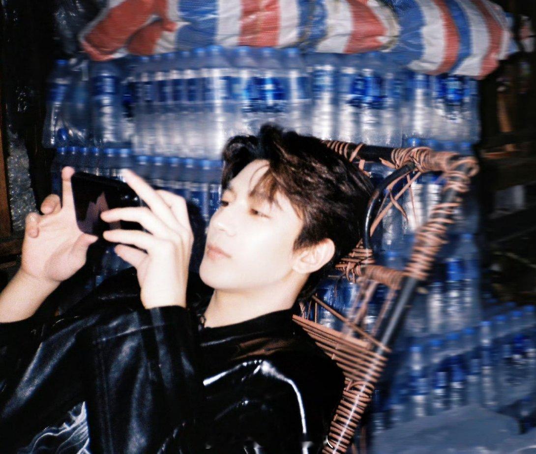 云南限定版夏之光，别名我在杂货铺偶遇了白月光 