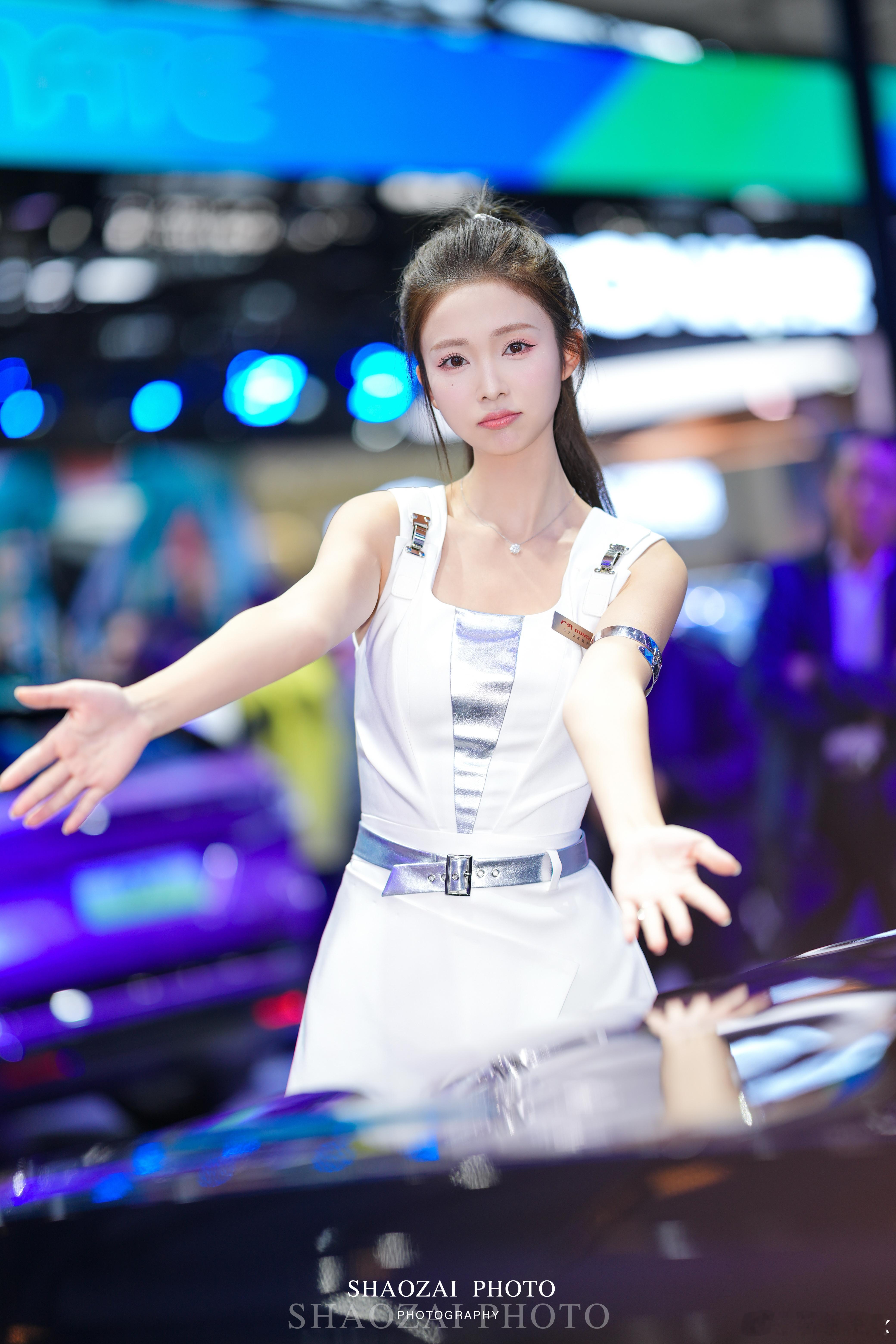 你的新衣服是用来取悦自己的，你的人生也是。 