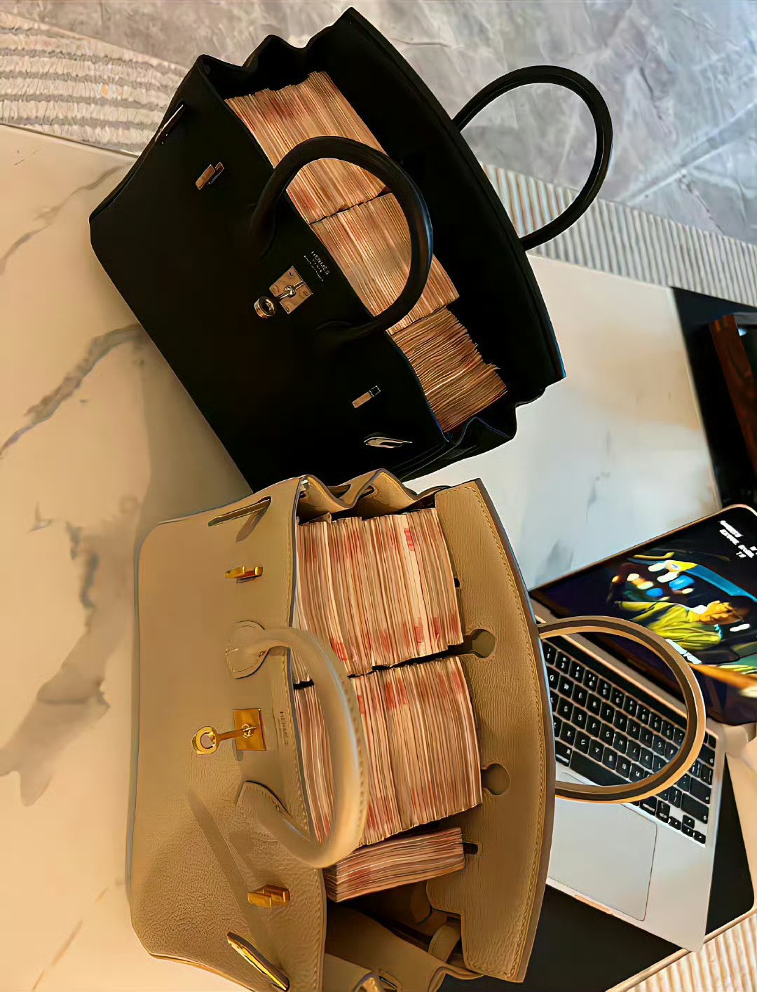 姐妹,转赞，财神不渡怨妇。  