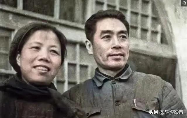 🌺🙏敬爱的周总理，致敬您的薪火传承，铭记您的精神永续！“红色基因代代传，革命