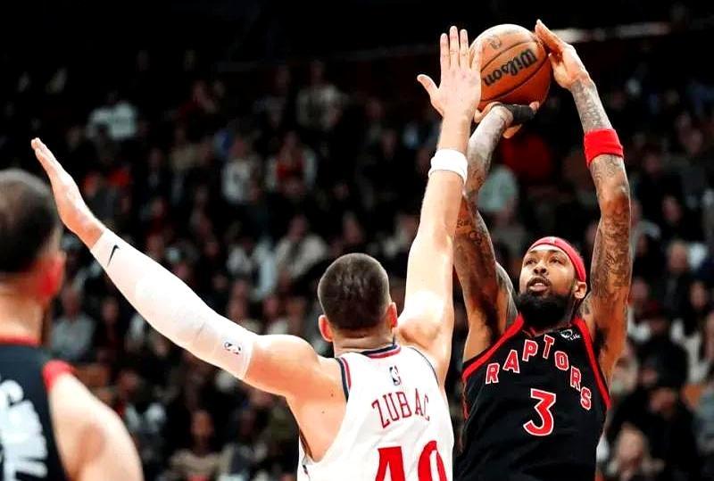 末节领先12分被翻！猛龙加时崩盘
 
猛龙主场117-121输给快船，过程像坐过