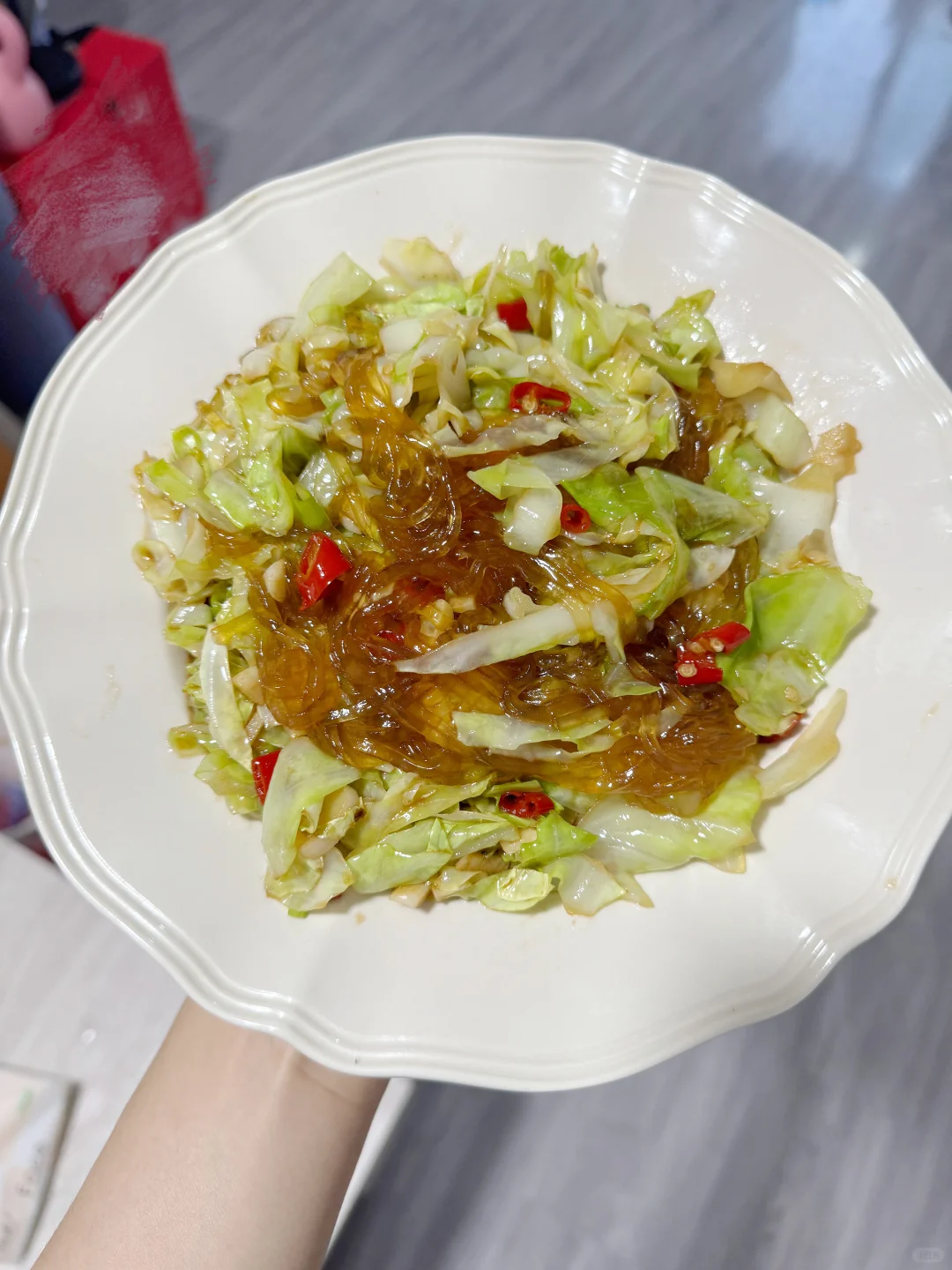 卷心菜炒粉，专治吃不下饭，酸辣过瘾！