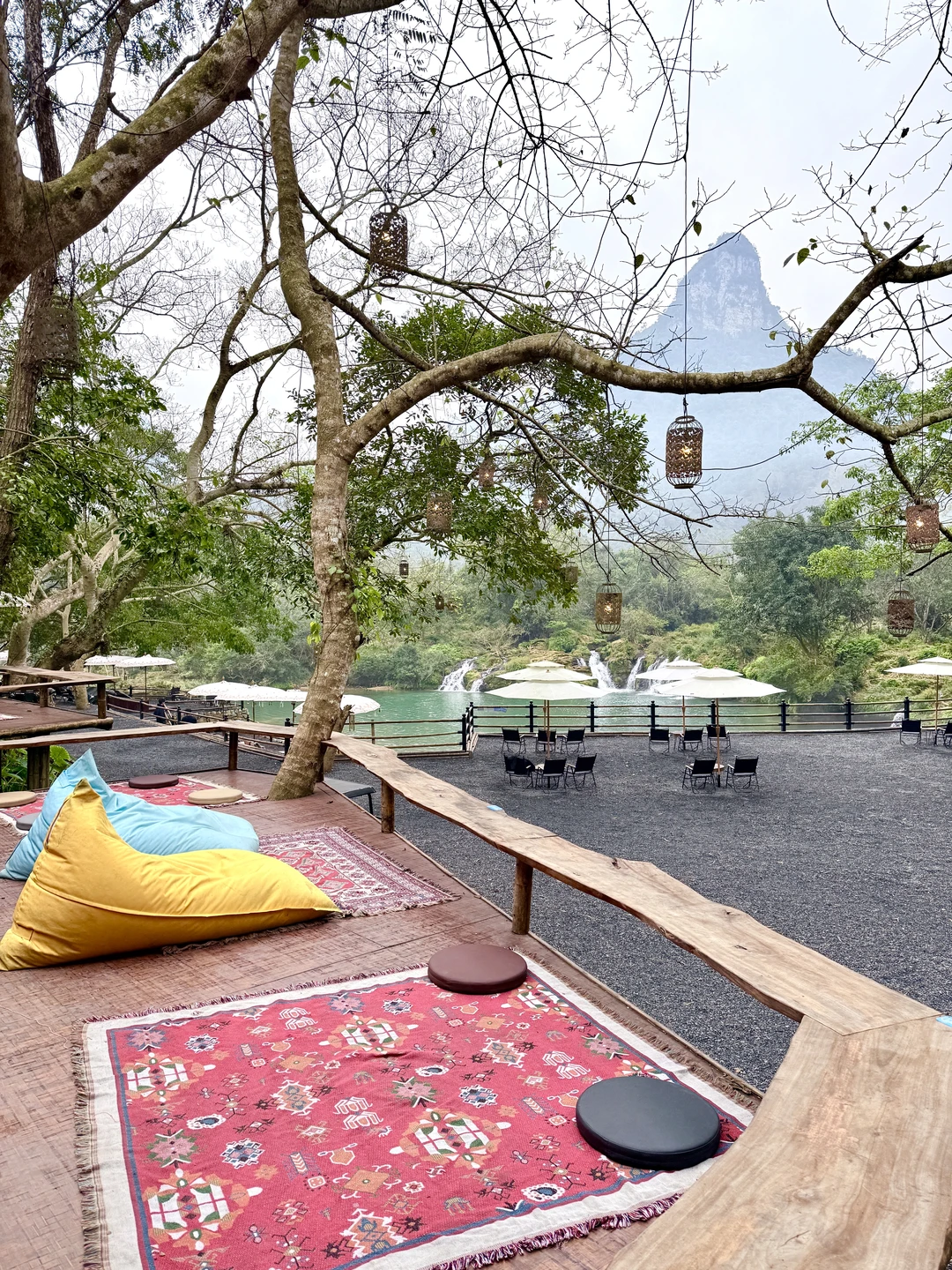 人就应该呆在没有天花板的地方…