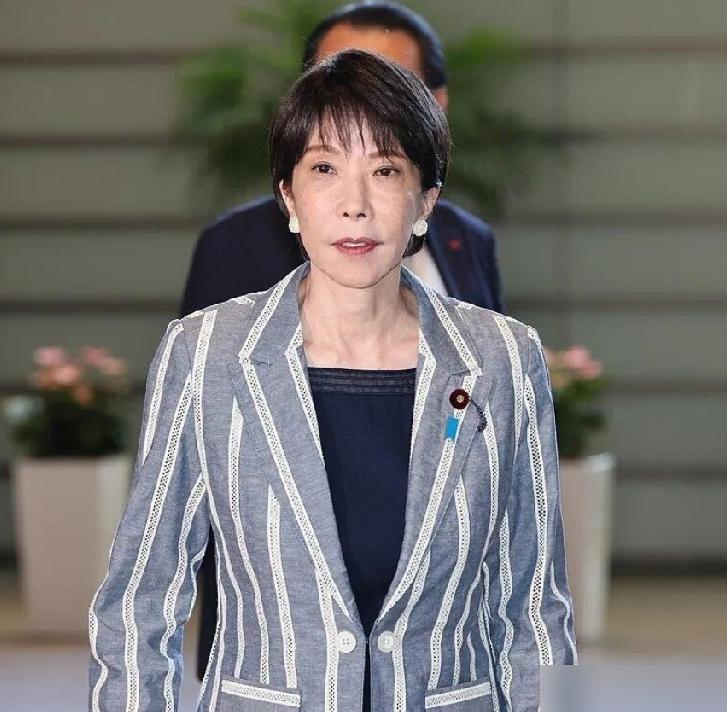说实话日本维新会的那个人真的入阁了，看新闻里说9月17号高市早苗内阁集体辞职然后