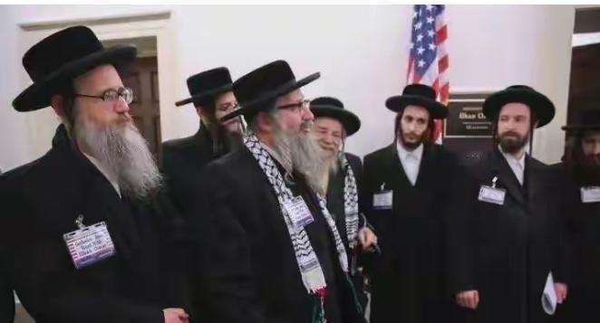 美国为什么拼了命死保以色列？罗斯福一句真话，撕开美国最丑陋的底层逻辑 
 
中东